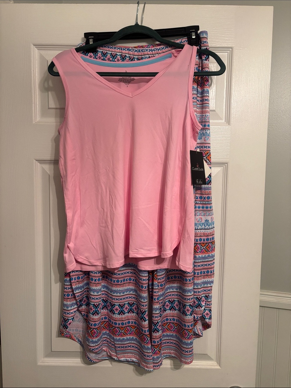 Cuddl Duds Pajamas Pink V-Neck Tank with Multicolor Printed pants